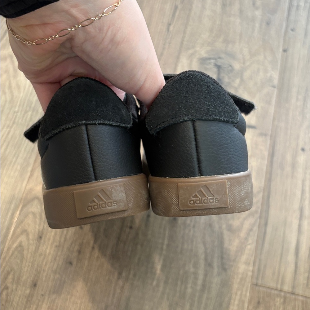 adidas Kids Black White Brown Low-Top Sneakers - Picture 6 of 7